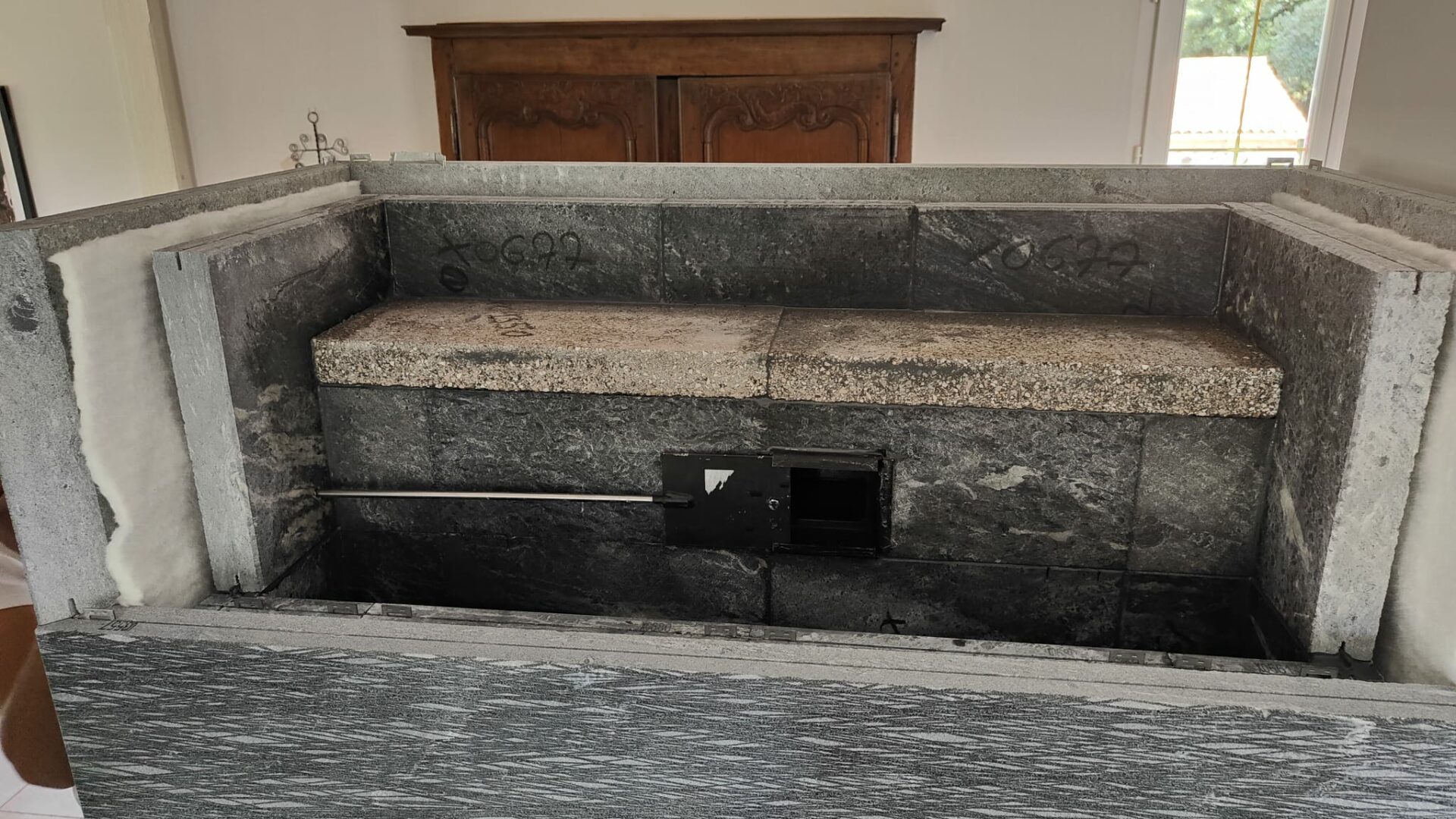 Cheminée sur Mesure Foyer escamotable ODYSSÉ KALÉO 120 panoramique